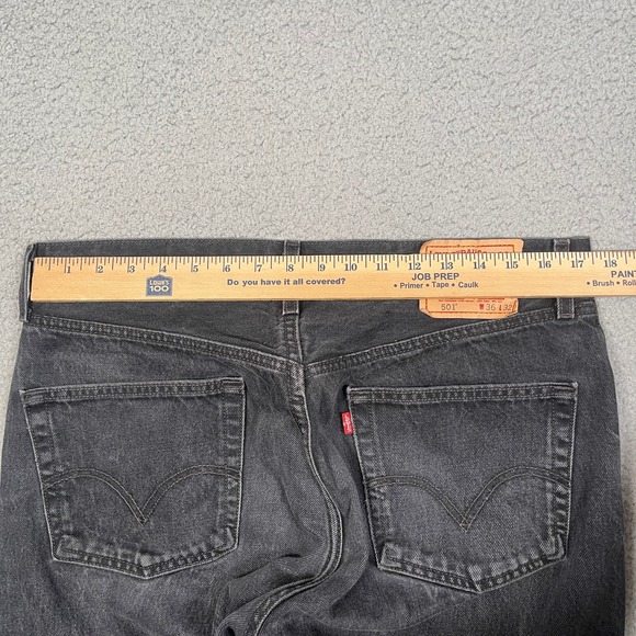 Vintage Levis 501xx Jeans Mens 34x32 Black Denim Great Fade Grunge Button Fly - Picture 11 of 13